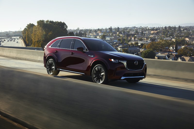 El lujoso Mazda CX-90 te da más por tu dinero
